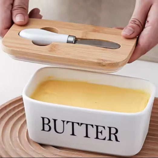 Ceramic Butter Dish With Lid and Knife Main